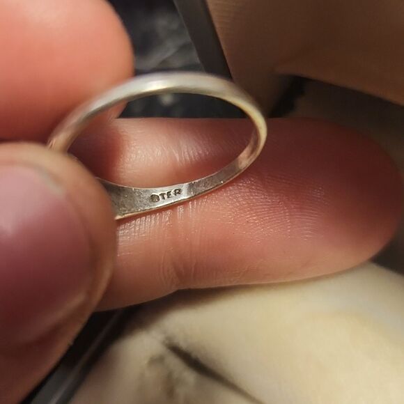 Vintage Sterling Silver Ring Sz 5 - Picture 2 of 3